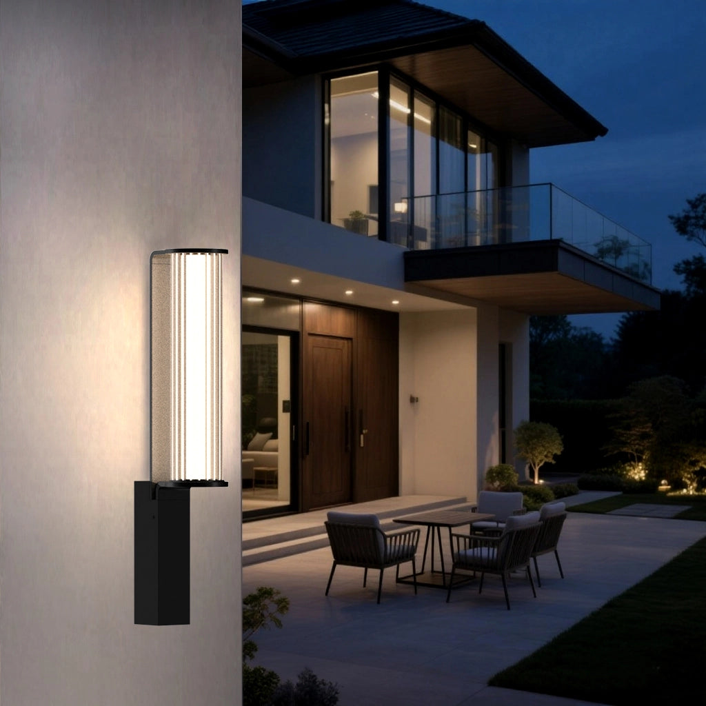 The wall lamp is designed to be installed on the exterior wall of a villa.
