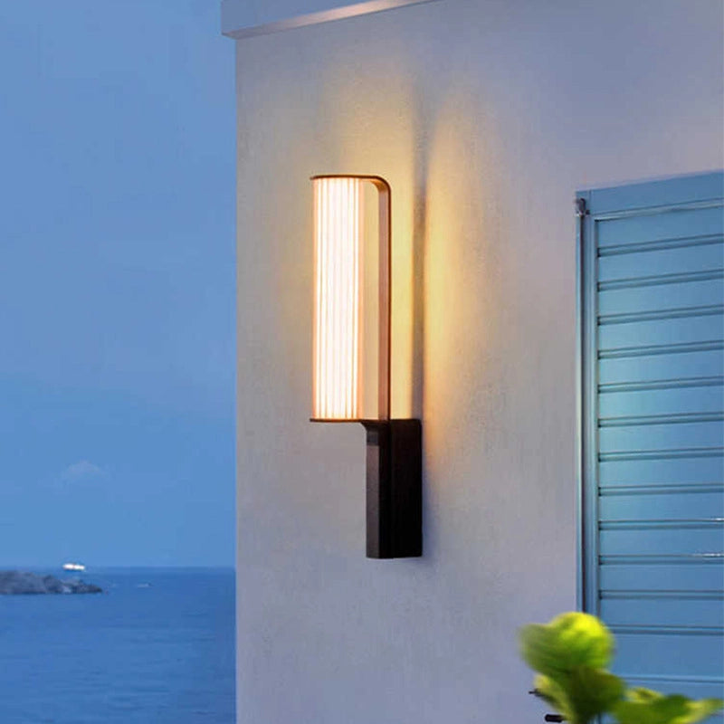 Mounted on the balcony of a coastal villa, the wall lamp adds charm and warmth.